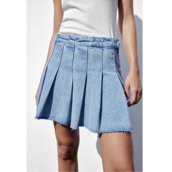 ZARA PLEATED DENIM SKIRT - Picture 6 of 11